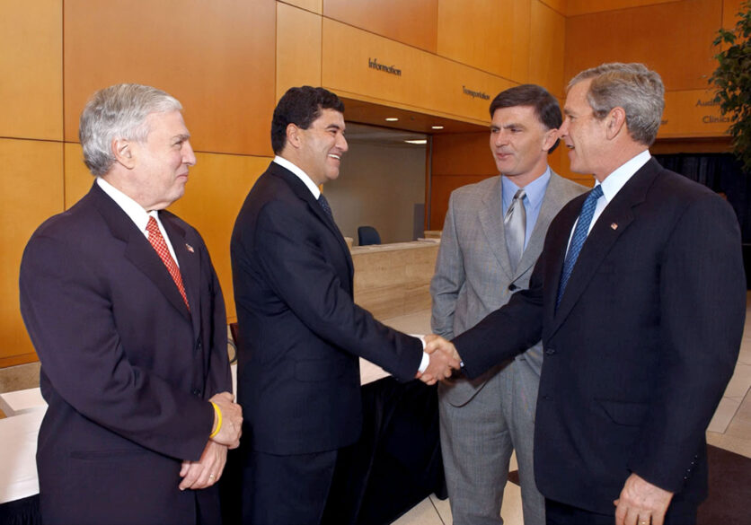 Elias Zerhouni President Bush visits NIH